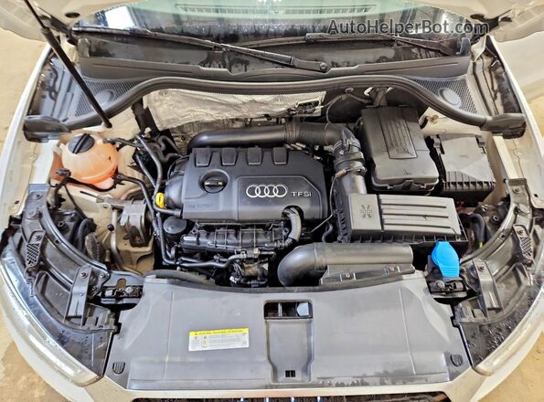 WA1BCCFS7HR010889 2017 AUDI Q3 Белый Вид подкапотного пространства