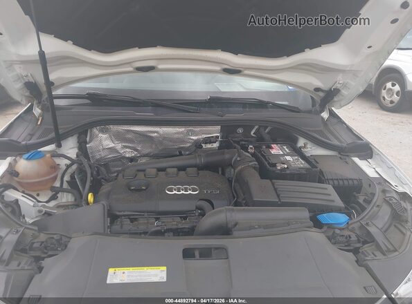 WA1BCCFS7JR021977 2018 AUDI Q3 White Rear view
