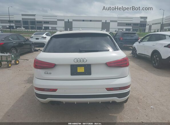 WA1BCCFS7JR021977 2018 AUDI Q3 White 