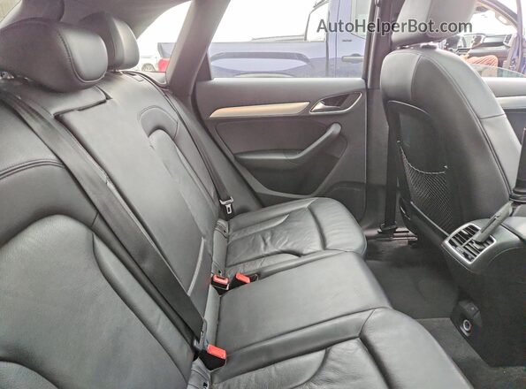 WA1BFCFS2GR002012 2016 AUDI Q3 Charcoal Սալոնի հետևի տեսք