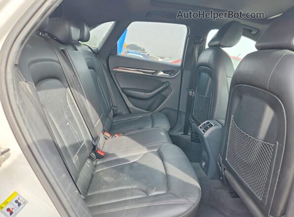WA1BFCFS3GR011026 2016 AUDI Q3 White Vista interior trasera