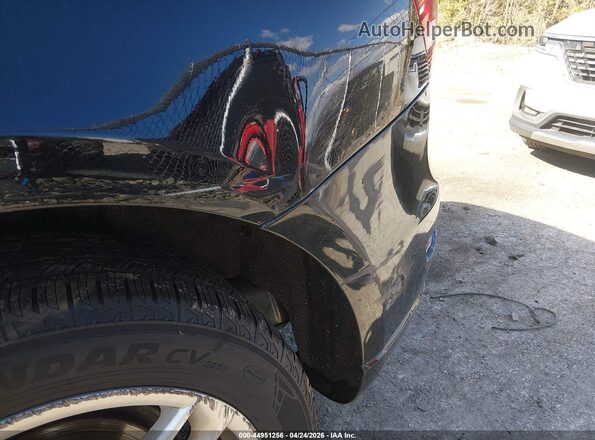WA1C2AFP8HA096932 2017 AUDI Q5 Black 