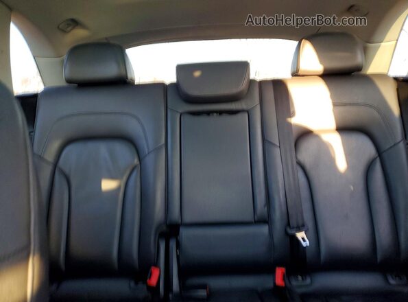 WA1C2AFPXHA099895 2017 AUDI Q5 Black Հետևի նստատեղերի տեսք