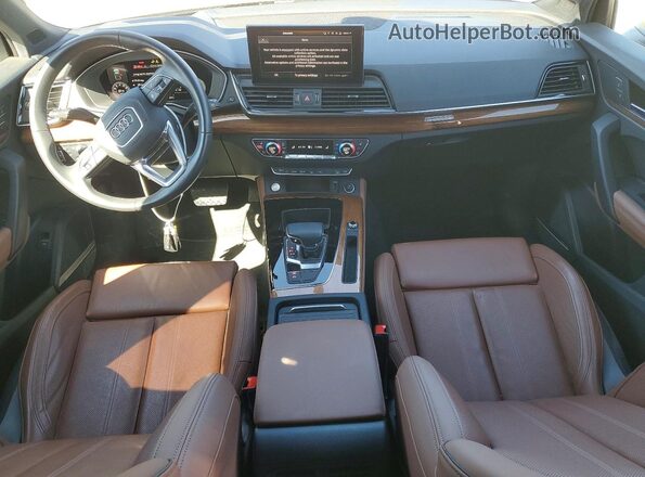 WA1CAAFY2M2007291 2021 AUDI Q5 White Vista del salpicadero