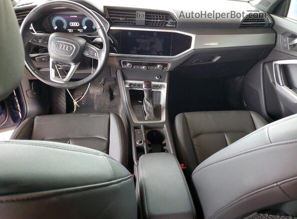 WA1DECF33N1131537 2022 AUDI Q3 Blue Dashboard view