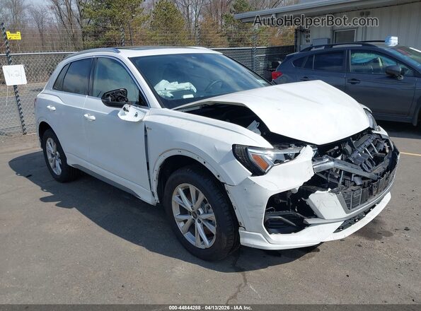 WA1DECF36R1140948 2024 AUDI Q3 White Delantero derecho