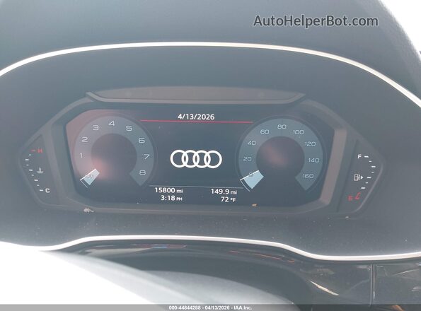 WA1DECF36R1140948 2024 AUDI Q3 White Vista de los asientos traseros