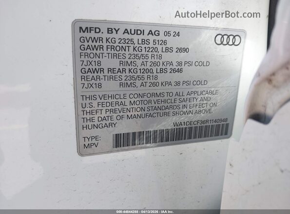 WA1DECF36R1140948 2024 AUDI Q3 White Vista del compartimento del motor