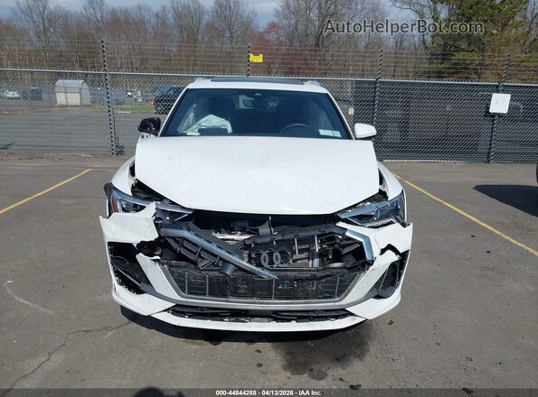 WA1DECF36R1140948 2024 AUDI Q3 White Vista interior trasera
