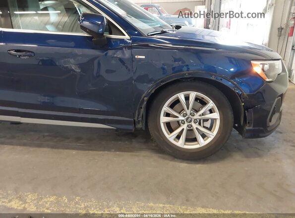 WA1DECF38N1145496 2022 AUDI Q3 Синий Вид спереди