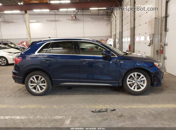WA1DECF38N1145496 2022 AUDI Q3 Синий Вид задней части салона