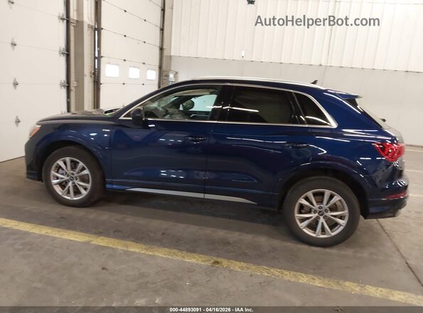 WA1DECF38N1145496 2022 AUDI Q3 Синий Панорамный вид салона 360°