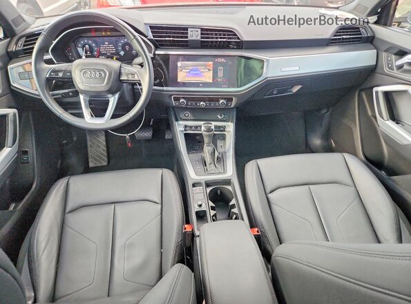 WA1DECF39M1021333 2021 AUDI Q3 Black Առջևի վահանակի տեսք