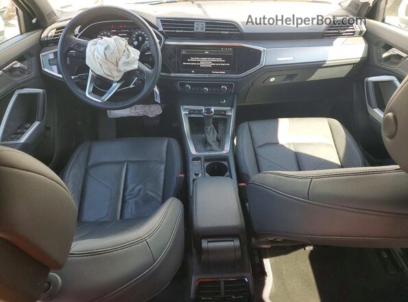 WA1DECF3XS1019765 2025 AUDI Q3 White Widok deski rozdzielczej