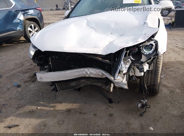 WA1ECCFS3JR026543 2018 AUDI Q3 White Widok z przodu