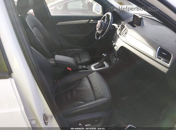 WA1ECCFS3JR026543 2018 AUDI Q3 White Widok wnętrza z przodu