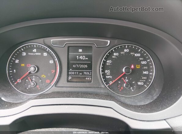 WA1ECCFS5JR019111 2018 AUDI Q3 Black Vista de los asientos traseros