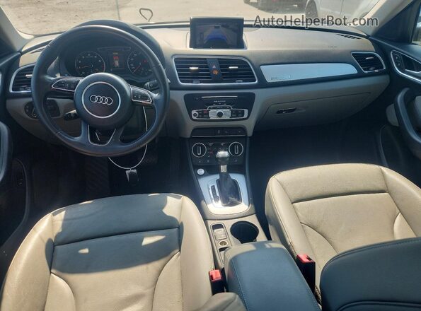 WA1ECCFS7HR009206 2017 AUDI Q3 Black Widok deski rozdzielczej