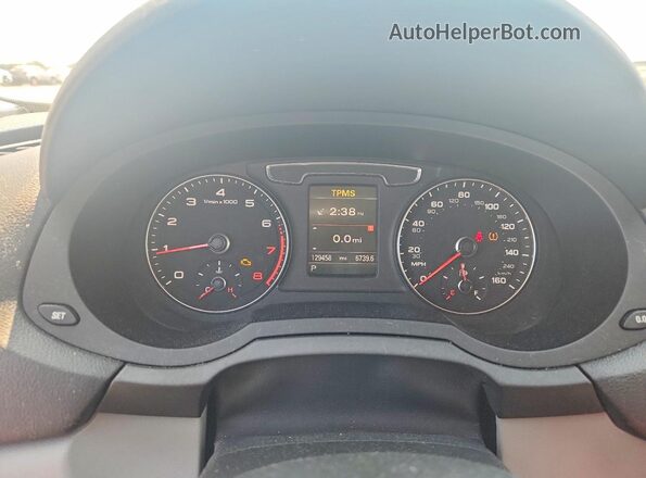 WA1ECCFS7HR009206 2017 AUDI Q3 Black Widok zestawu wskaźników