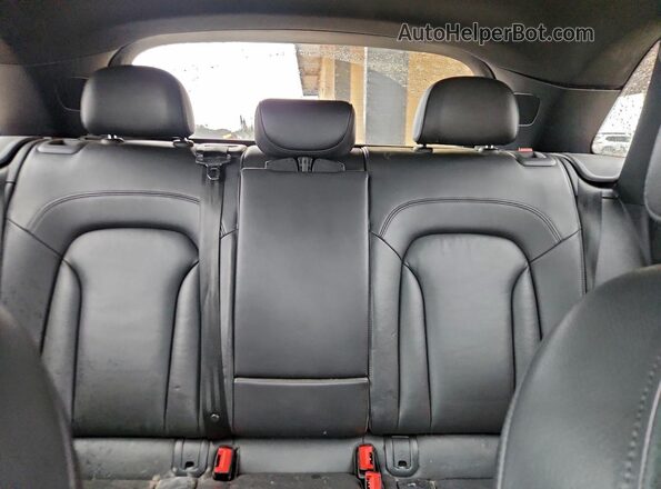 WA1ECCFSXJR003096 2018 AUDI Q3 Gray უკანა სავარძლების ხედი