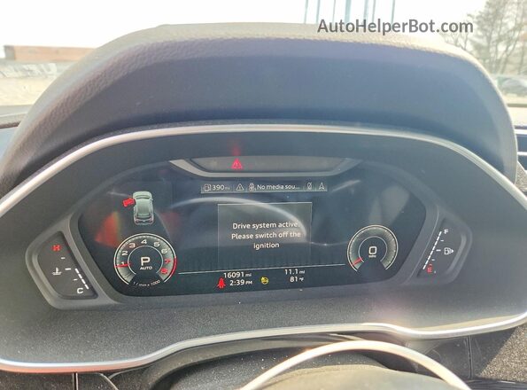 WA1EECF37P1022540 2023 AUDI Q3 Синий Вид щитка приборов