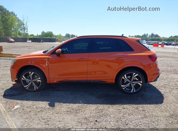 WA1EECF37R1052401 2024 AUDI Q3 Orange 
