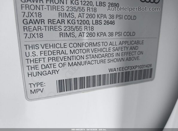WA1EECF3XP1031426 2023 AUDI Q3 Black Widok komory silnika