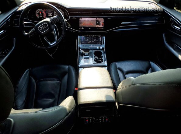 WA1EVAF15KD016598 2019 AUDI Q8 Blue Widok deski rozdzielczej
