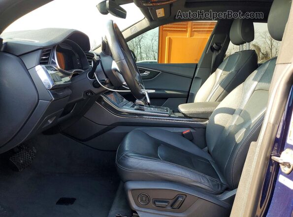 WA1EVAF15KD016598 2019 AUDI Q8 Blue Widok wnętrza z przodu