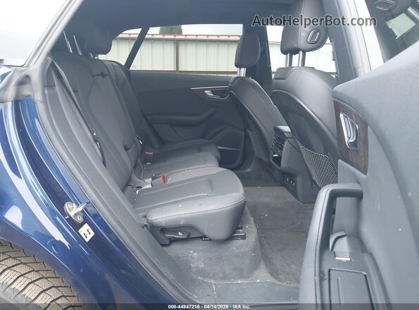 WA1EVAF17KD042121 2019 AUDI Q8 Blue Widok naklejki z numerem VIN