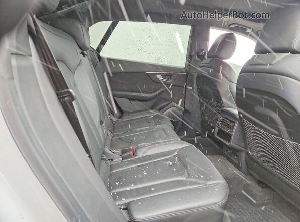 WA1FVAF10KD039680 2019 AUDI Q8 Белый Вид задней части салона