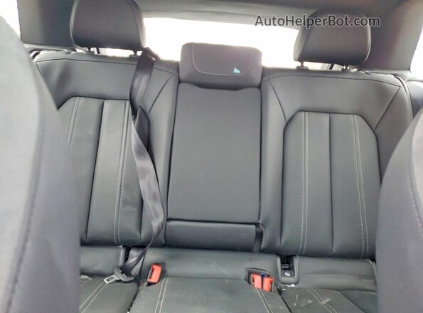WA1G2AFZ2RP009270 2024 AUDI Q4 Black Հետևի նստատեղերի տեսք
