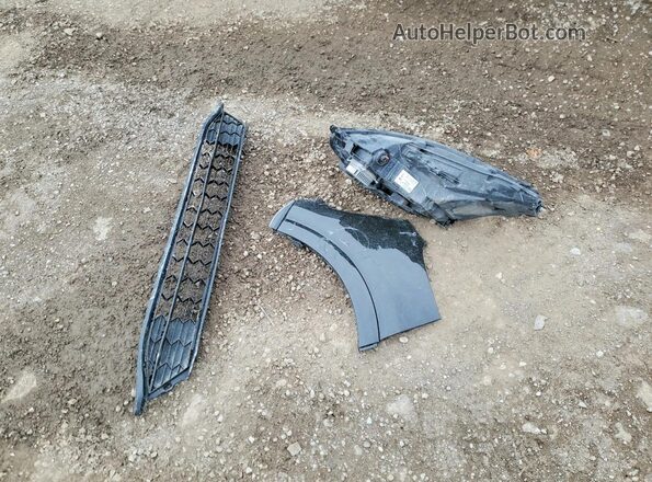 WA1G2AFZ2RP009270 2024 AUDI Q4 Black VIN կոդի պիտակի տեսք
