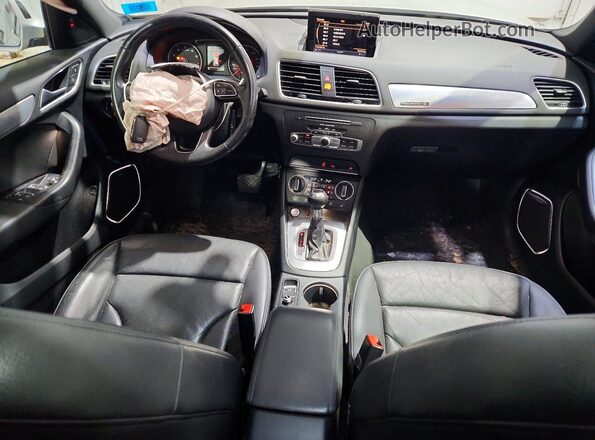 WA1GCCFS3HR013648 2017 AUDI Q3 Silver Vista del salpicadero
