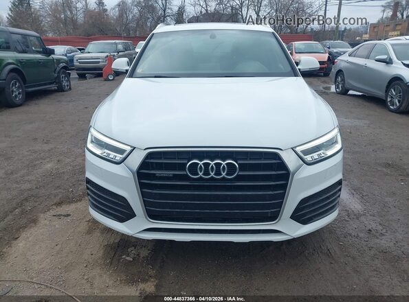 WA1JCCFS2JR029187 2018 AUDI Q3 White Instrument cluster view