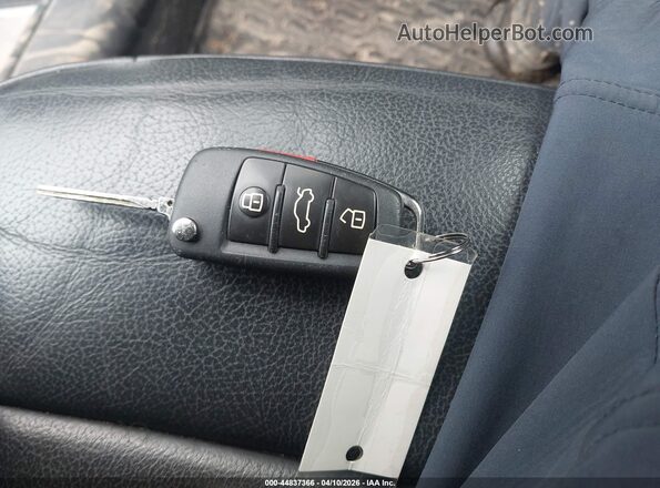 WA1JCCFS2JR029187 2018 AUDI Q3 White Dashboard view