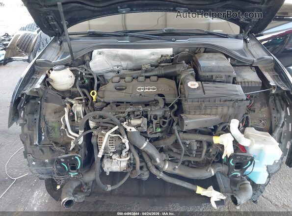 WA1JCCFS3JR032423 2018 AUDI Q3 Black Widok z tyłu