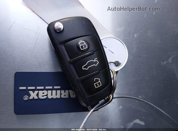 WA1JCCFS5JR002985 2018 AUDI Q3 White Widok deski rozdzielczej