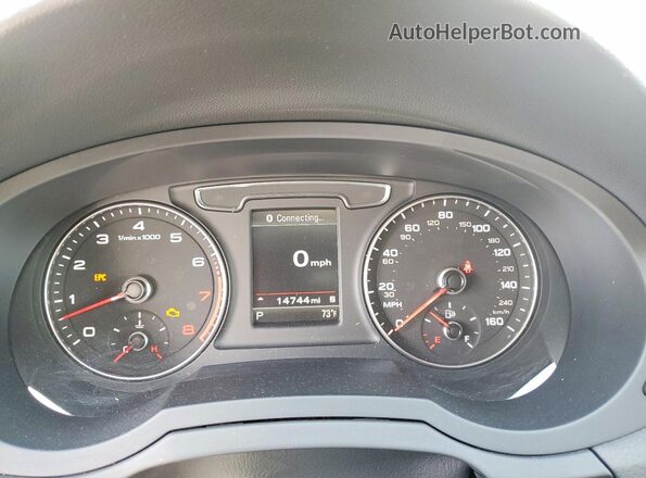 WA1JCCFS5JR012948 2018 AUDI Q3 White Instrument cluster view