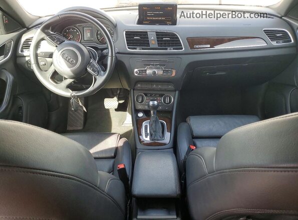 WA1JCCFS5JR012948 2018 AUDI Q3 White Dashboard view