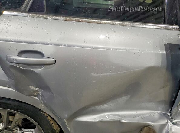 WA1JCCFS6JR032898 2018 AUDI Q3 Silver Вид задніх сидінь