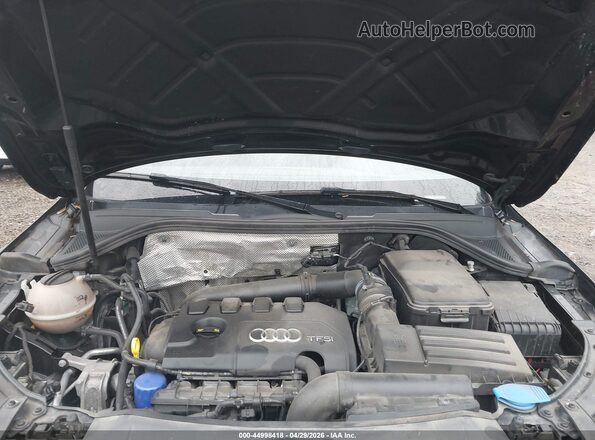 WA1JCCFS7JR004916 2018 AUDI Q3 Black Rear view