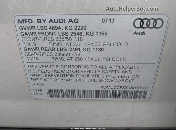 WA1JCCFSXJR010368 2018 AUDI Q3 Silver Вид підкапотного простору