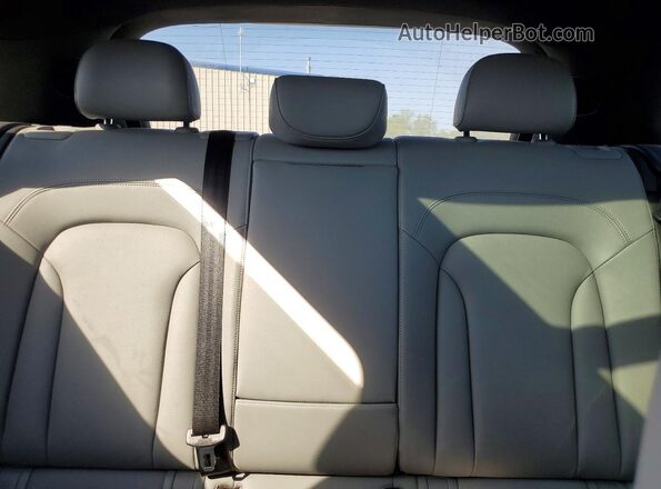 WA1JCCFSXJR022682 2018 AUDI Q3 Blue Вид задніх сидінь