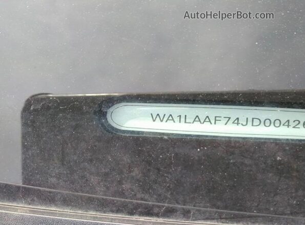 WA1LAAF74JD004268 2018 AUDI Q7 Silver Widok naklejki z numerem VIN