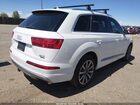 2018 Audi Q7 3.0t Premium Белый vin: WA1LAAF76JD038308