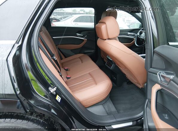 WA1LAAGE4KB024336 2019 AUDI E-TRON Black VIN კოდის სტიკერის ხედი