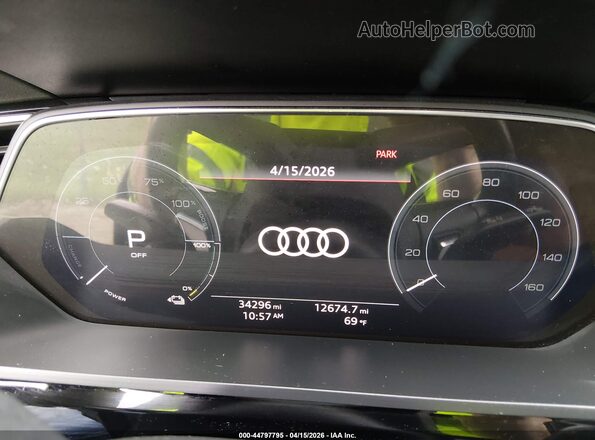 WA1LAAGE4KB024336 2019 AUDI E-TRON Black უკანა სავარძლების ხედი