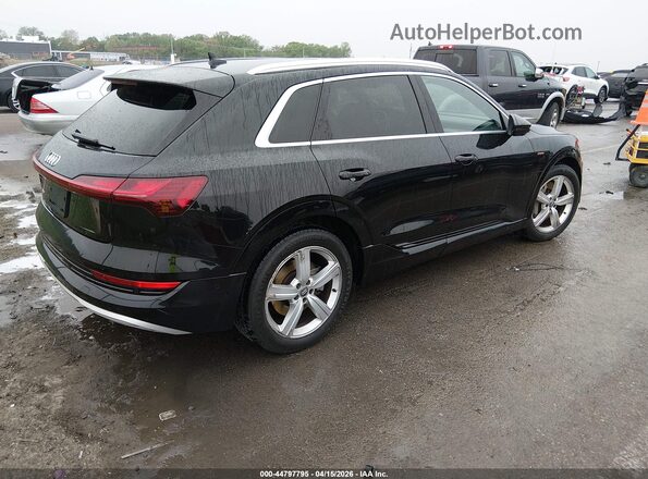 WA1LAAGE4KB024336 2019 AUDI E-TRON Black უკანა მარჯვენა