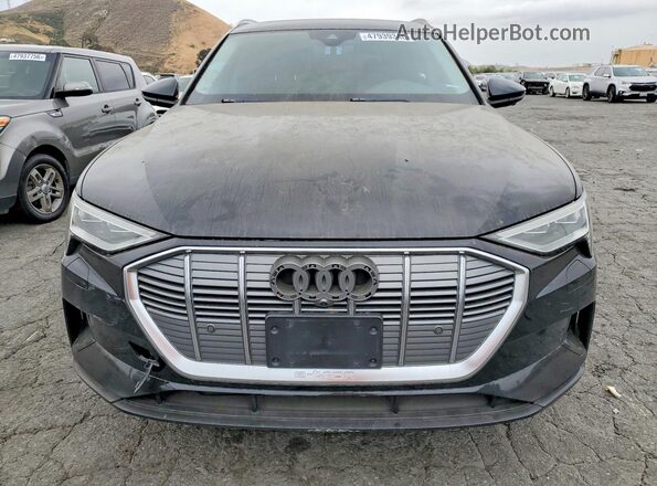 WA1LAAGE8MB000544 2021 AUDI E-TRON Черный Вид спереди